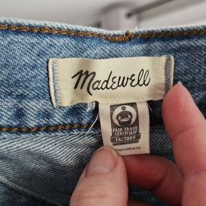 Madewell Dean Straight Leg 26P Light Weight Denim Jeans